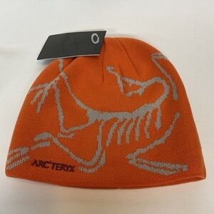 NWT Arc'teryx Bird Head Grotto Toque Beanie Ski Hat Men One Size Orange